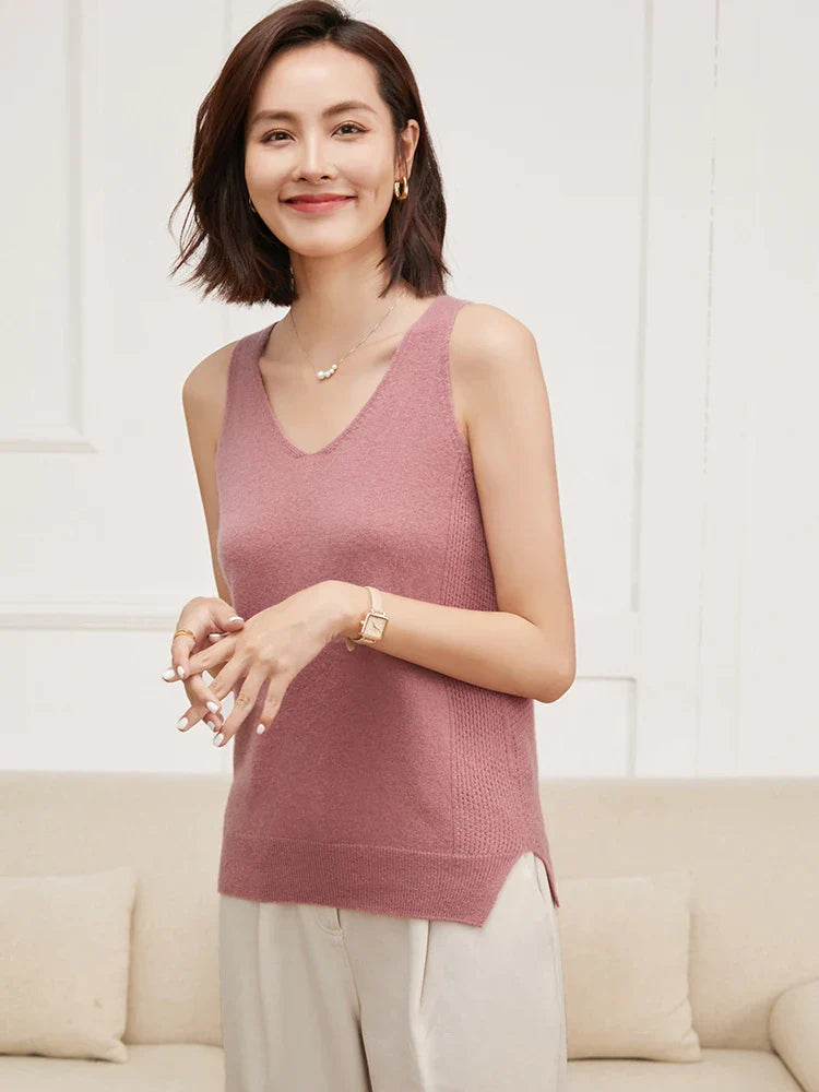 Ivy Manhattan | Ivanna Quinn Cashmere Neck