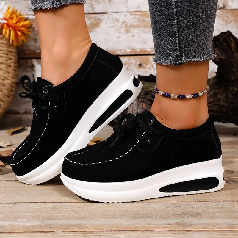 Ivy Manhattan | Minimalist Chic Shoe