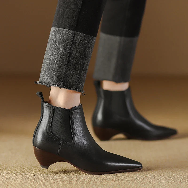 Ivy Manhattan | Leather Boots
