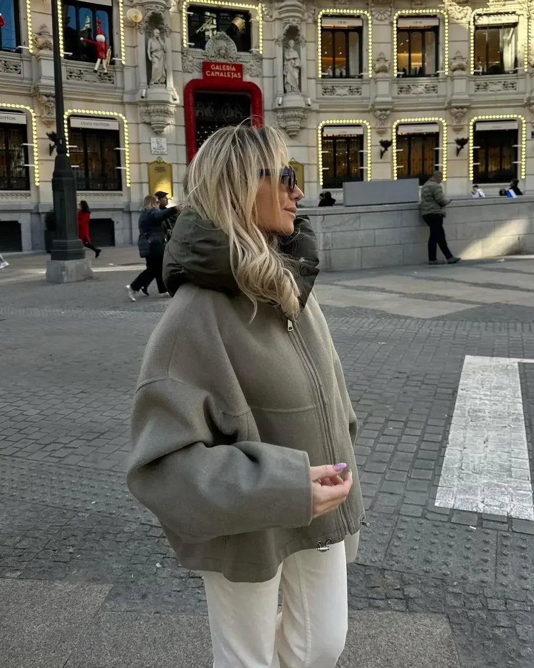 Ivy Manhattan | Kaya Elegant Jacket