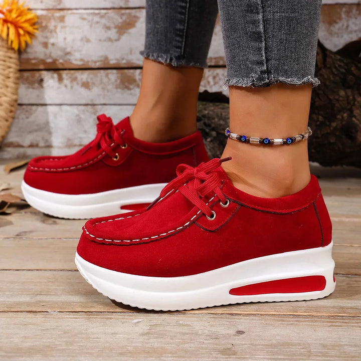 Ivy Manhattan | Minimalist Chic Shoe