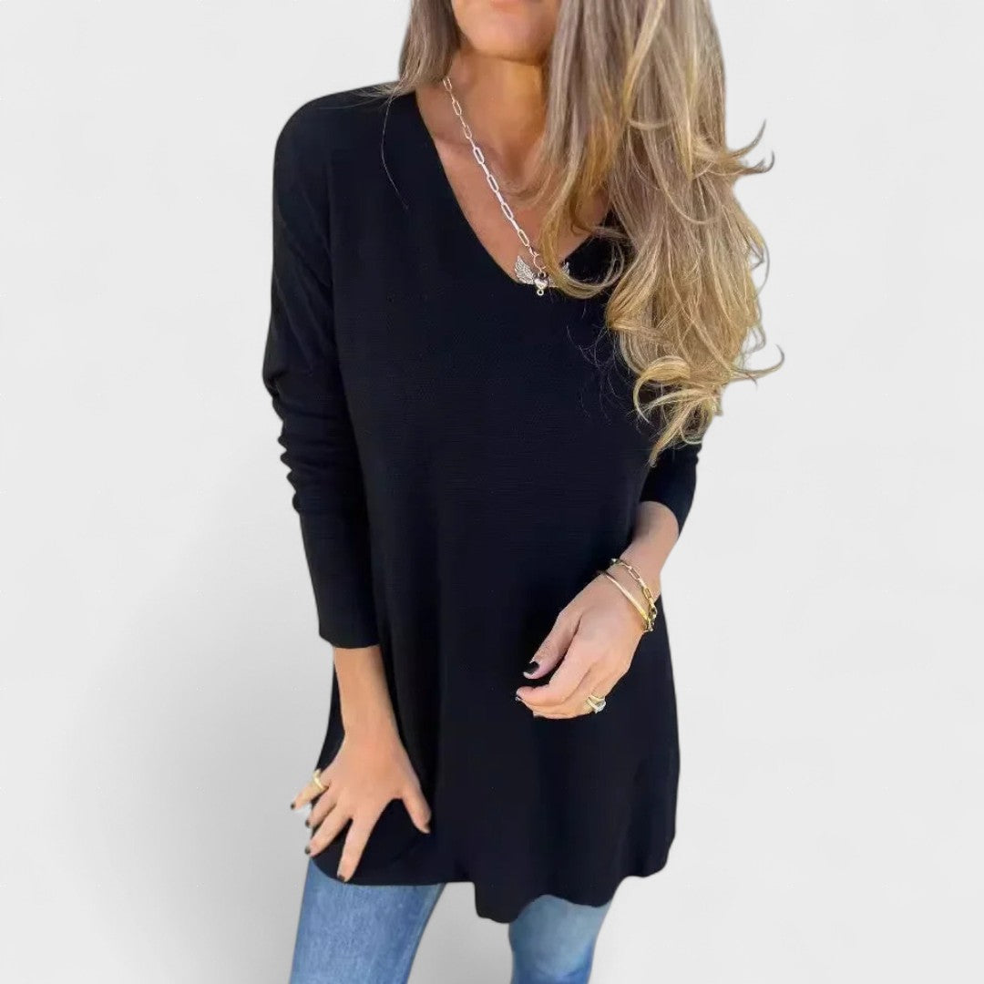 Ivy Manhattan | V-Neck