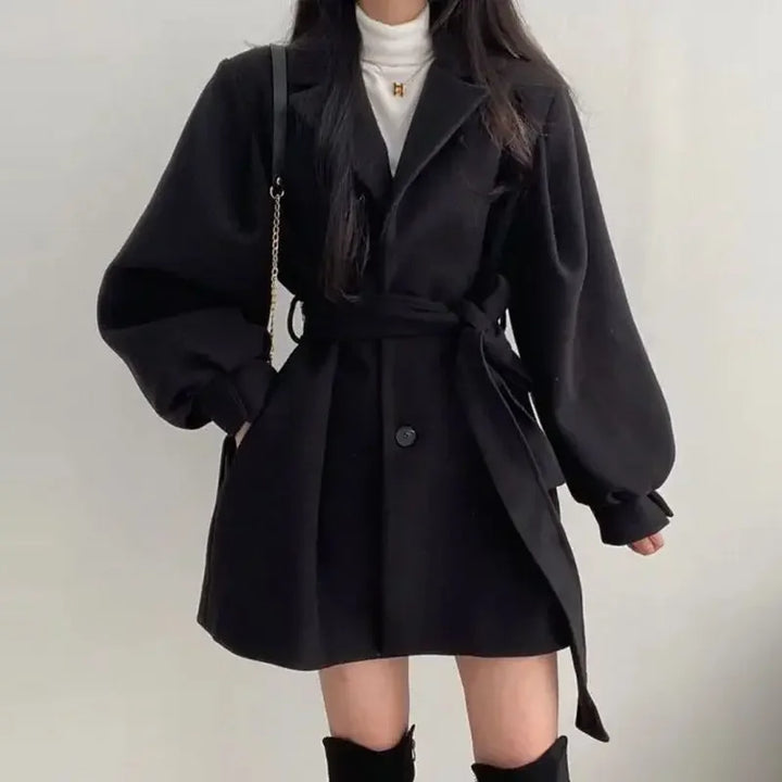 Ivy Manhattan | Zariah Elegant belted trench