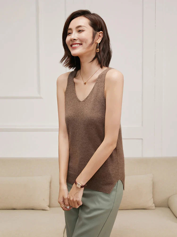 Ivy Manhattan | Ivanna Quinn Cashmere Neck