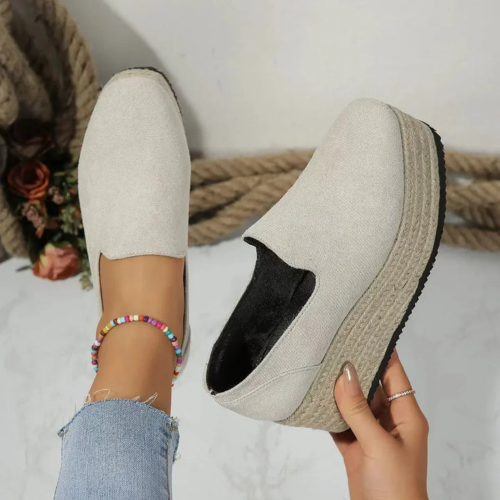 Ivy Manhattan | Unique Rise Platforms