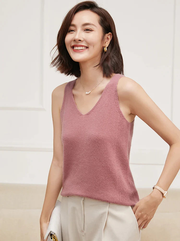 Ivy Manhattan | Ivanna Quinn Cashmere Neck