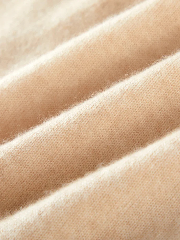 Ivy Manhattan | Ivanna Quinn Cashmere Neck