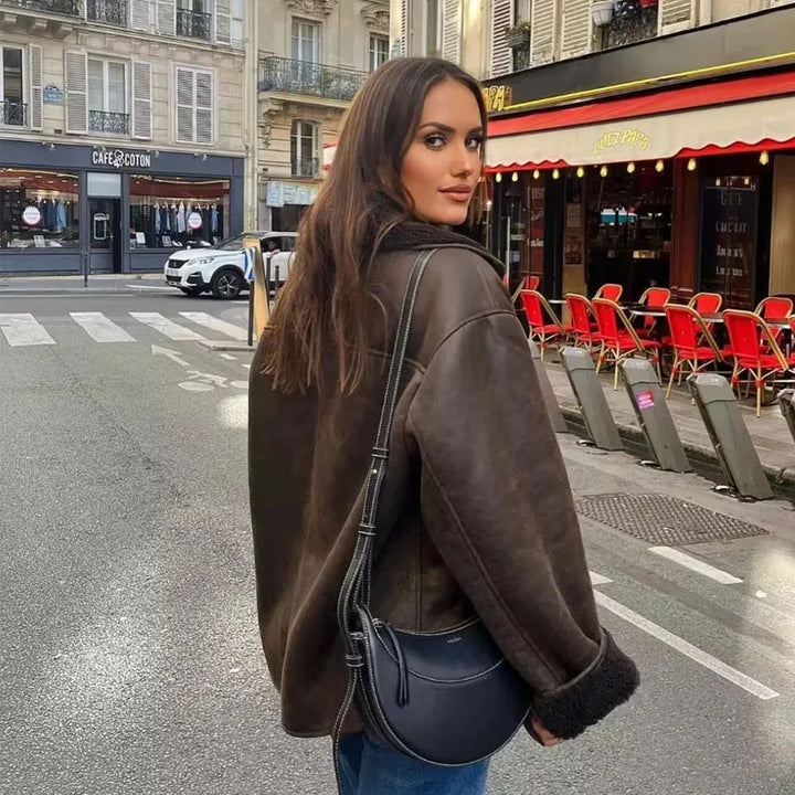 Auralith | Women's Winter Jacket with Wide Collar and Button Closure