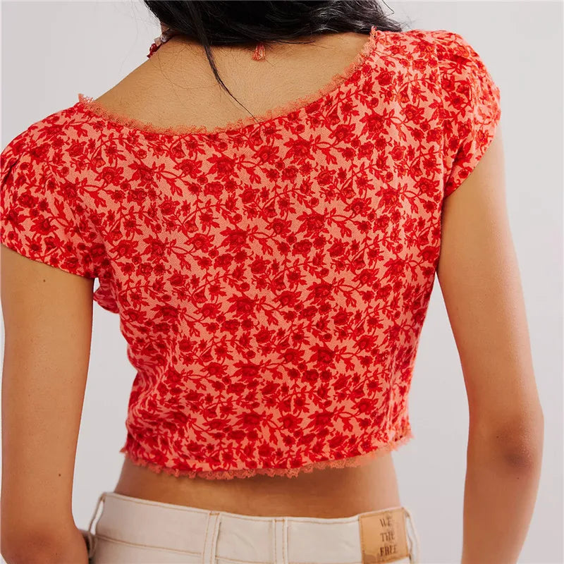 Ivy Manhattan | Elowen Floral Ruche Crop