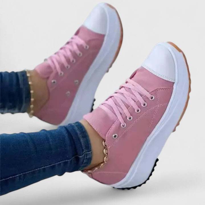 Ivy Manhattan | Comfortable Sneakers