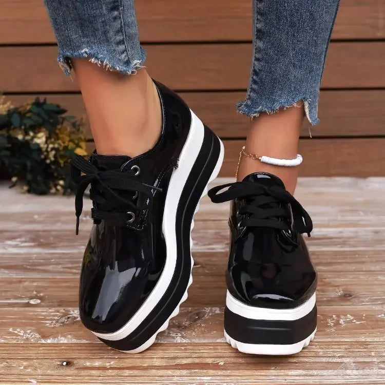 Ivy Manhattan | Fashion Forward Platform