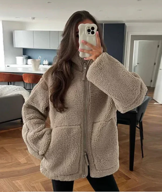 Ivy Manhattan | Elisabetta Cozy Plush Coat