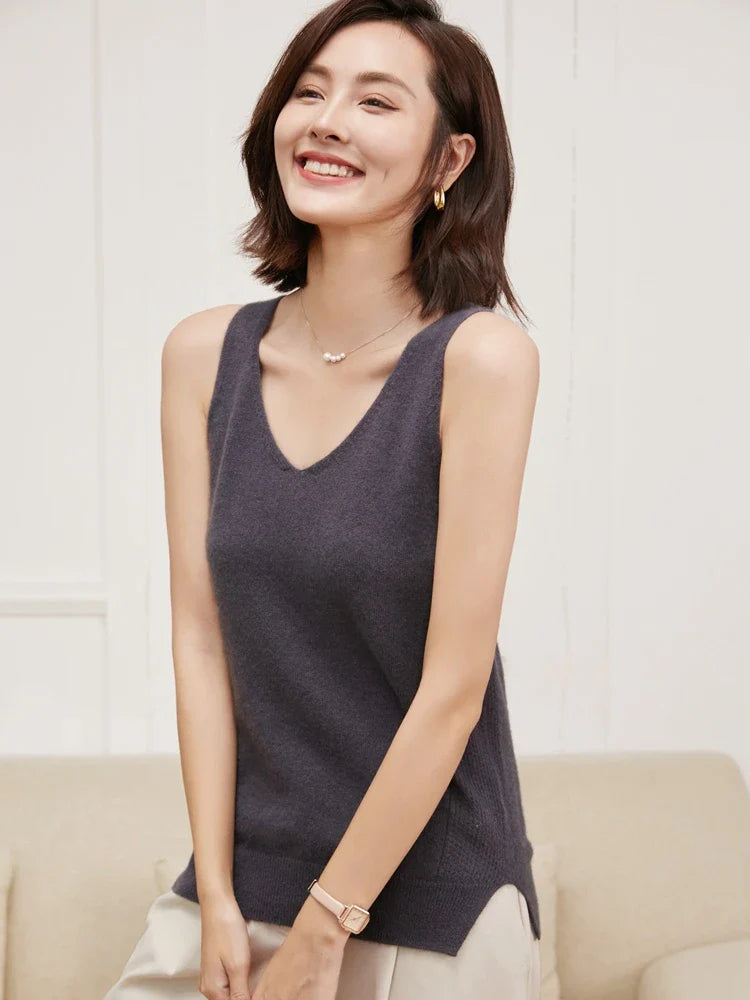Ivy Manhattan | Ivanna Quinn Cashmere Neck