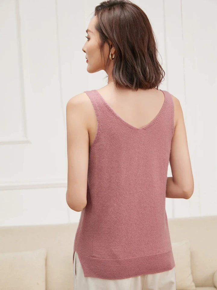 Ivy Manhattan | Ivanna Quinn Cashmere Neck