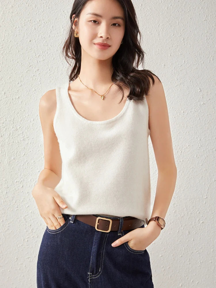 Ivy Manhattan | Ivanna Quinn Cashmere Neck