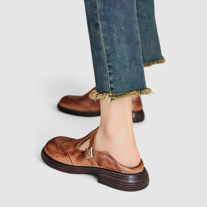 Ivy Manhattan | Classic Mary Jane Shoes