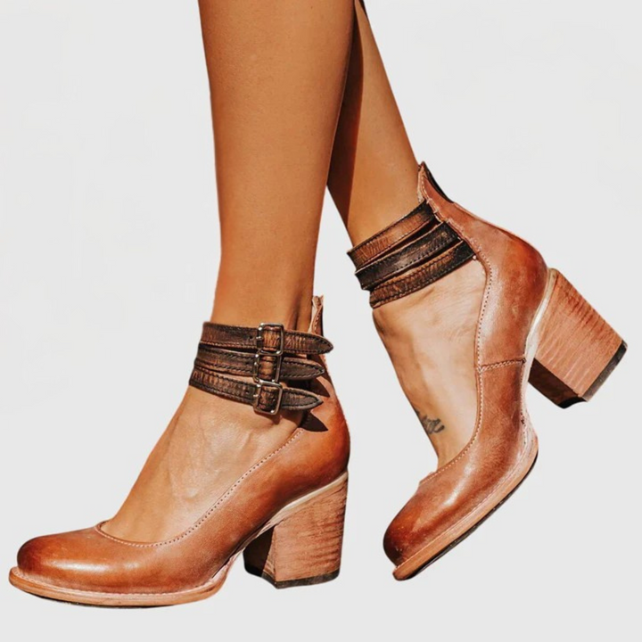 Ivy Manhattan | Elegant And Comfortable Sandals