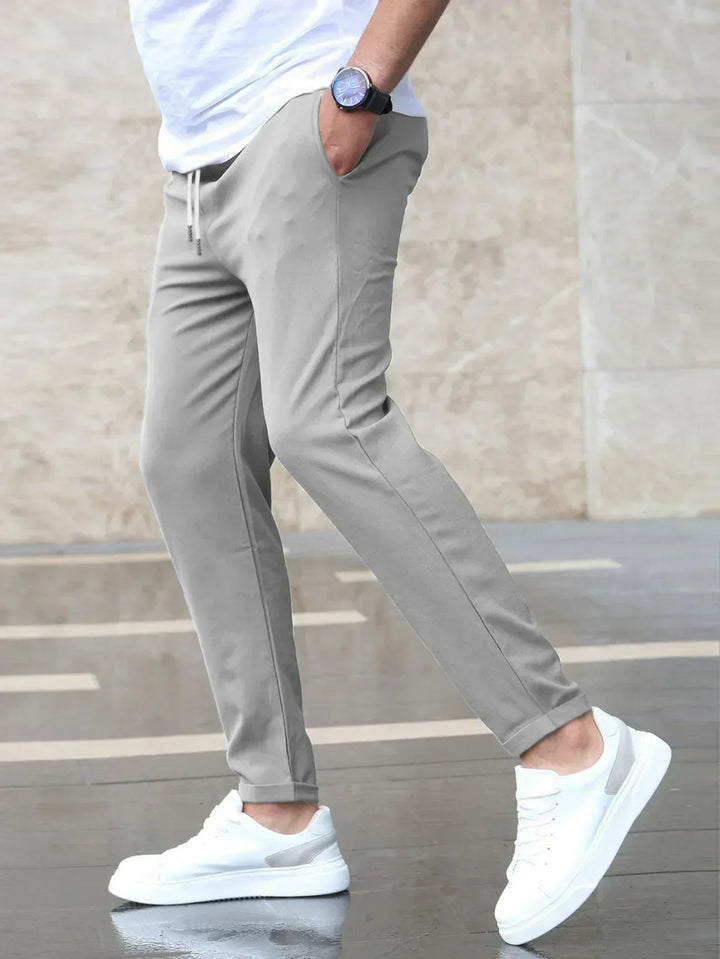 Ivy Manhattan | Slim Fit Jogging Pants