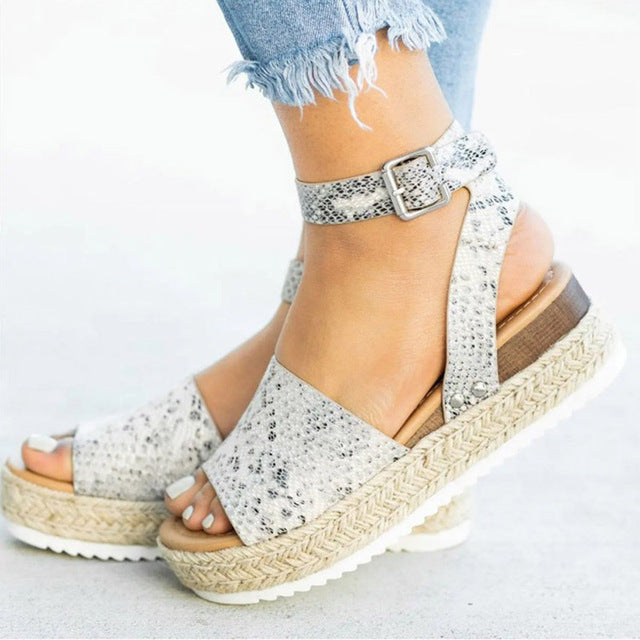 Stylish and Comfortable Sandals for Women | Eva