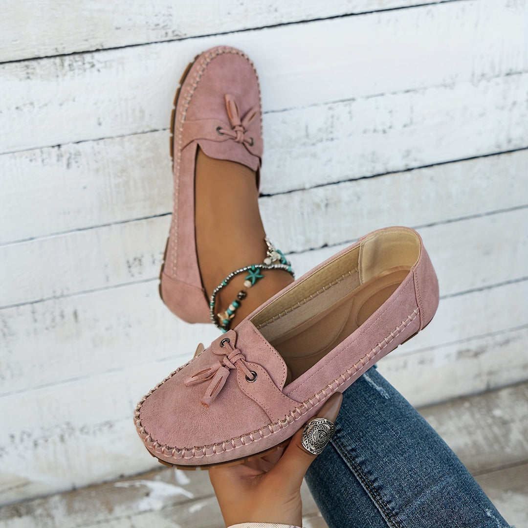 Bella - Classic loafers with tassel detail