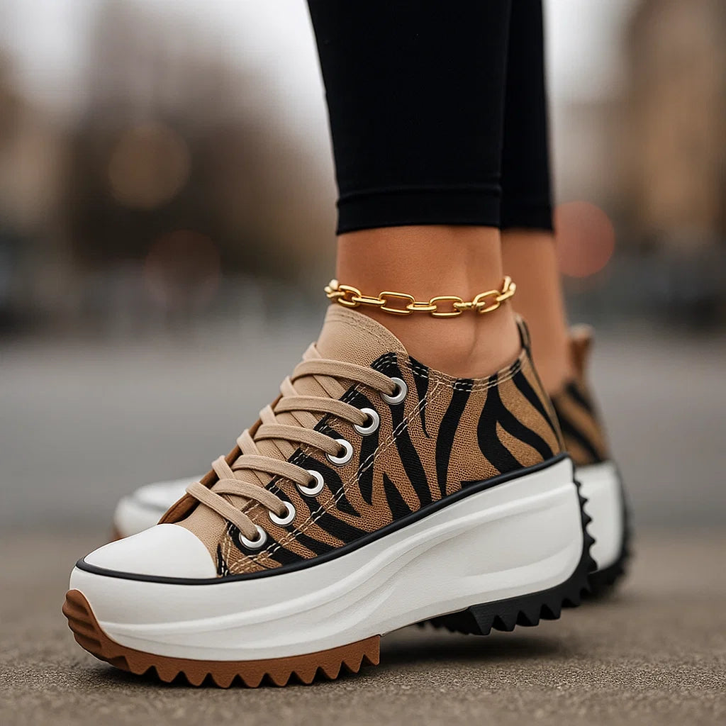 Ivy Manhattan | Limited Edition Platform