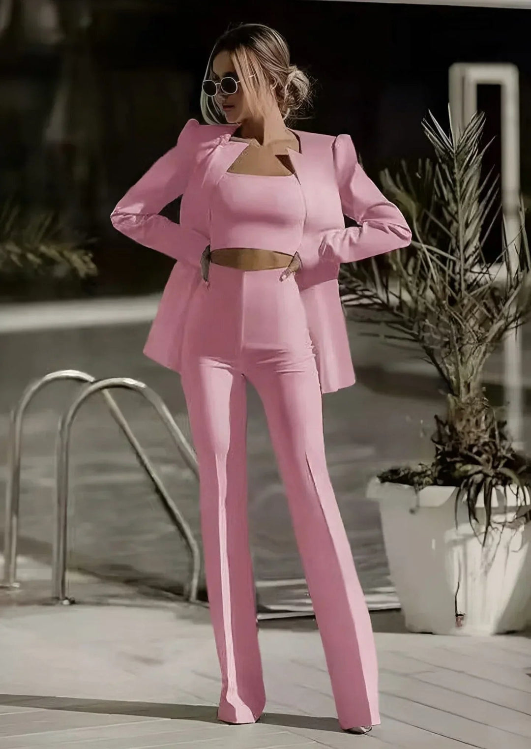 Brita | Women's Cropped Blazer Set
