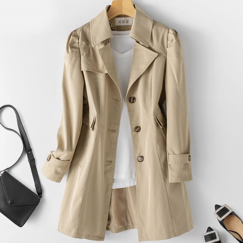 Ivy Manhattan | Runa Casual Buttoned Style