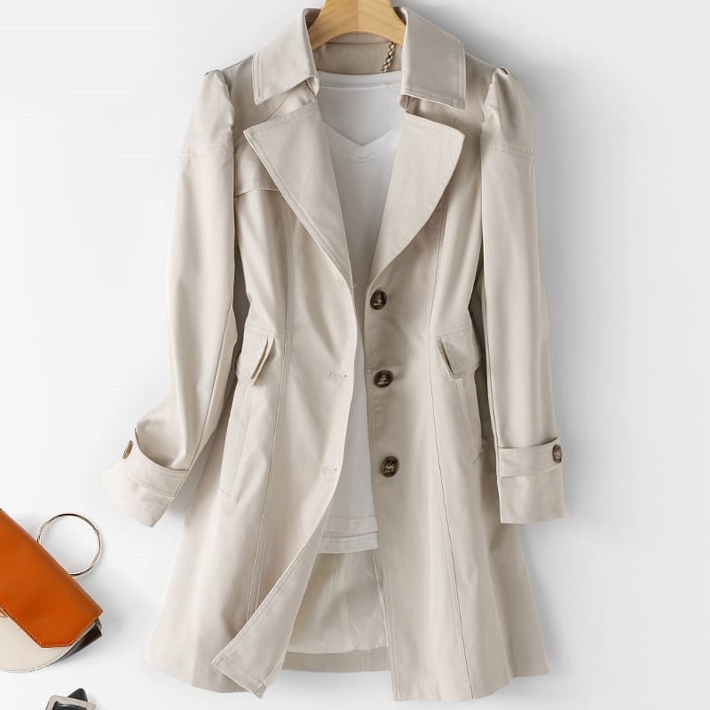 Ivy Manhattan | Runa Casual Buttoned Style