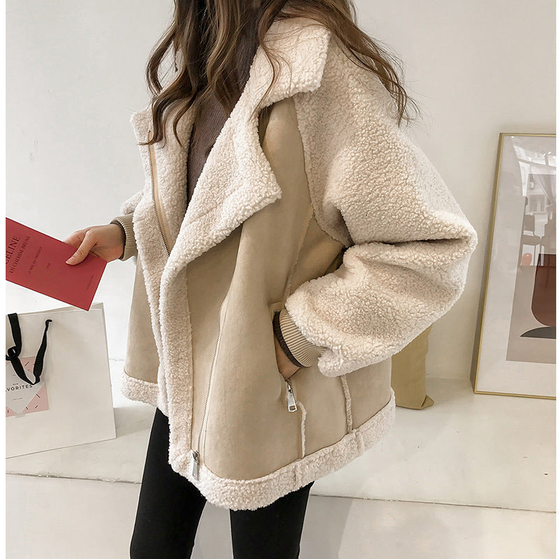 Ivy Manhattan | Valeria Oversized Elegant Plush