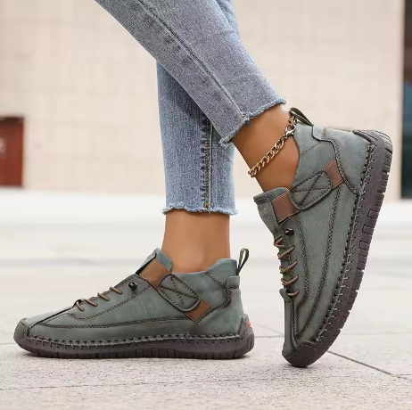 Mia – Orthopedic Sneakers