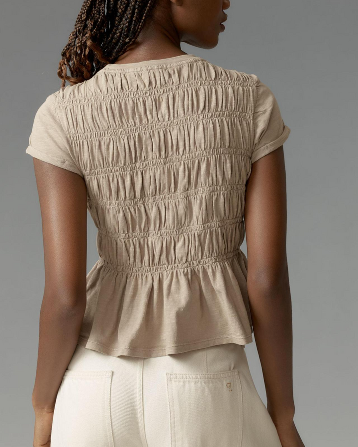 Ivy Manhattan | Ruffle Top
