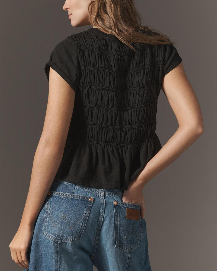 Ivy Manhattan | Ruffle Top