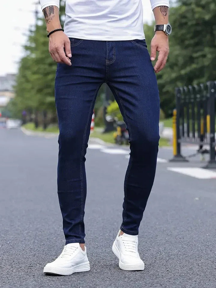 Classic Fit Men's Jeans with Stretch Fabric | Ideal for Everyday Use