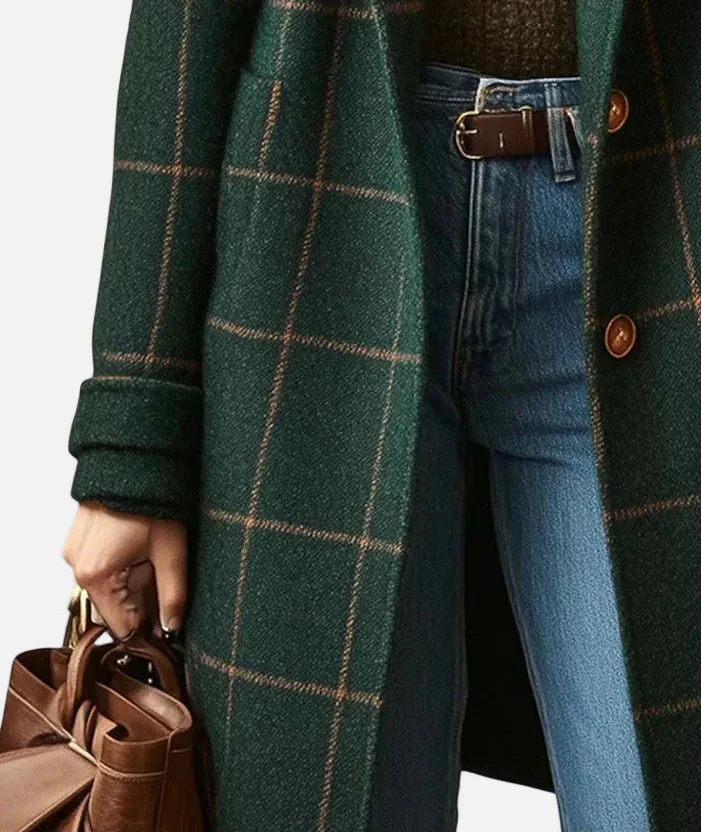 Ivy Manhattan | Checkered Base Coat