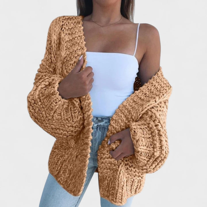 Ivy Manhattan | Fashion Item