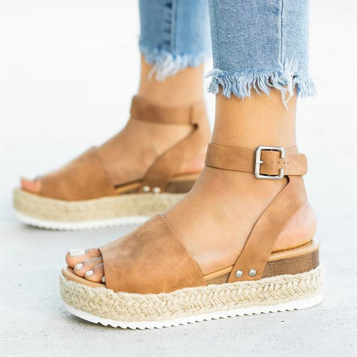 Stylish and Comfortable Sandals for Women | Eva
